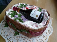 /album/fotogalerie-narozeninove-dortiky/krabice-na-vino-iii-9-jpg/